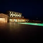 Velanera & Restaurant 酒店 4*
