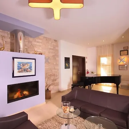 Hotel Velanera & Restaurant Šišan