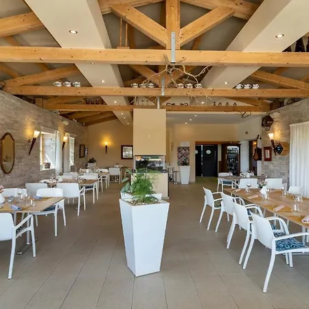 Velanera & Restaurant Hotel 4*