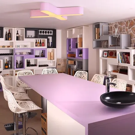 Hotel Velanera & Restaurant 4*