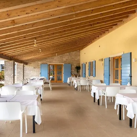 Velanera & Restaurant 4*