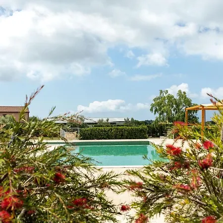 Hotel Velanera & Restaurant 4*