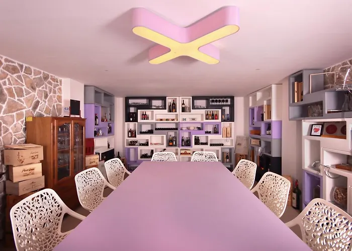 Velanera & Restaurant