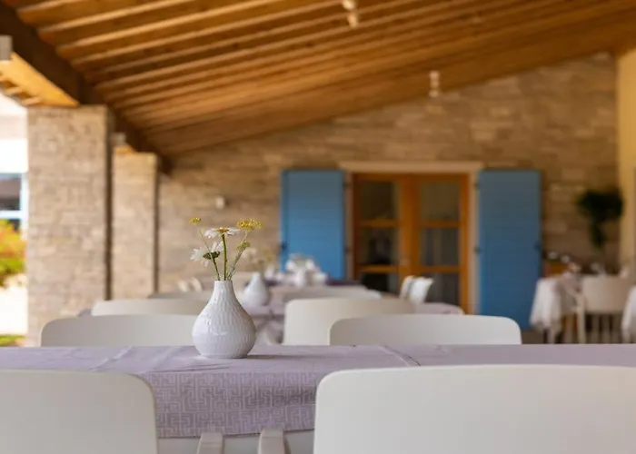 Velanera & Restaurant 4* Šišan